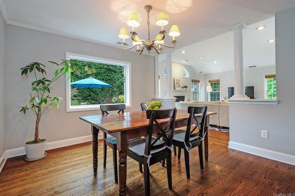 4 Fairlawn Ct, Rye NY exterior