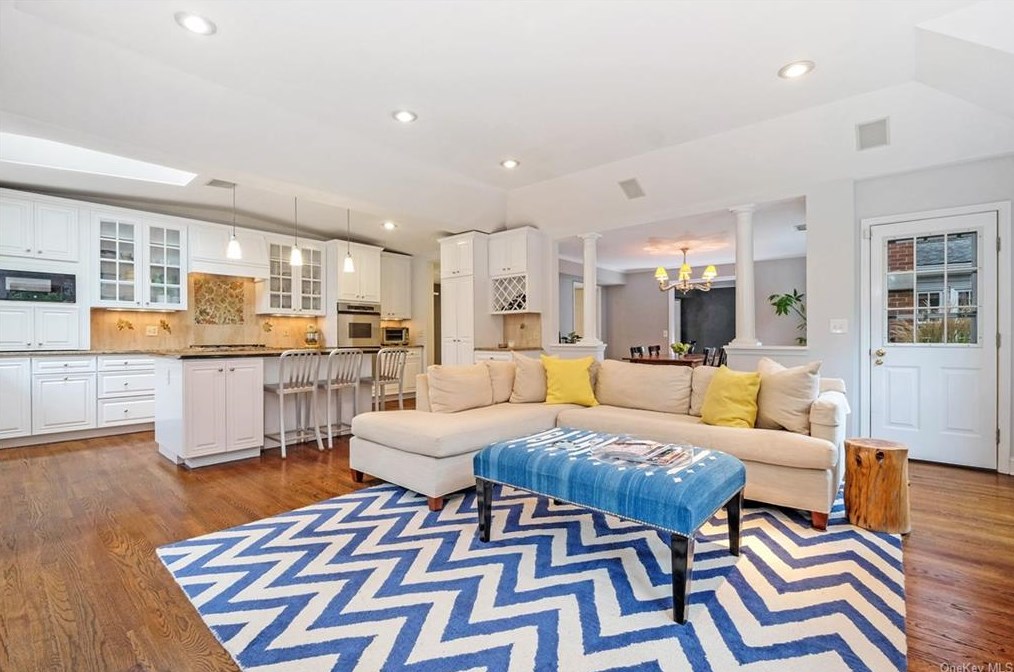 4 Fairlawn Ct, Rye NY exterior