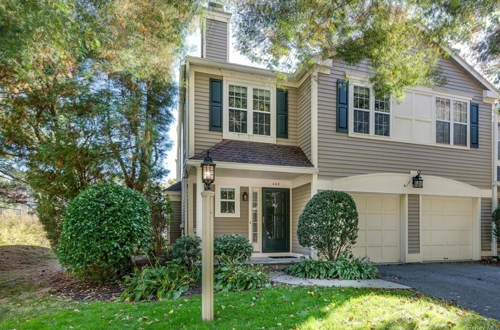 408 Pondside Dr, White Plains, NY 10607