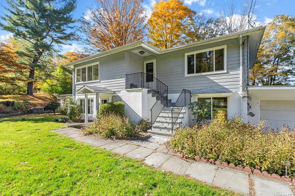 151 Gallows Hill Rd, Garrison, NY 10524