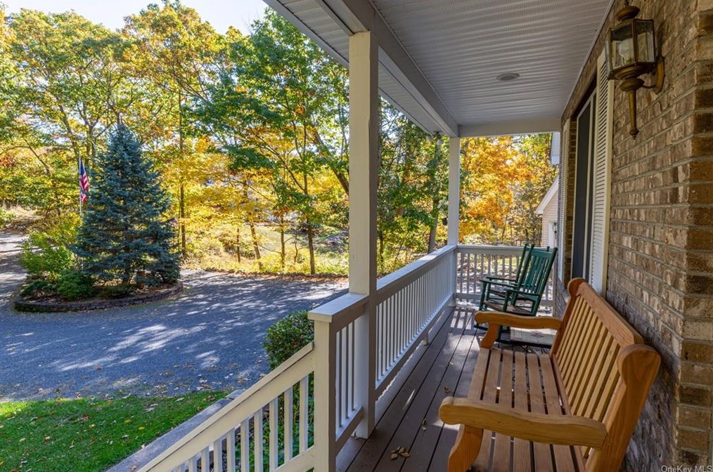 97 Ludlam Rd, Monroe NY 10950-4534 exterior