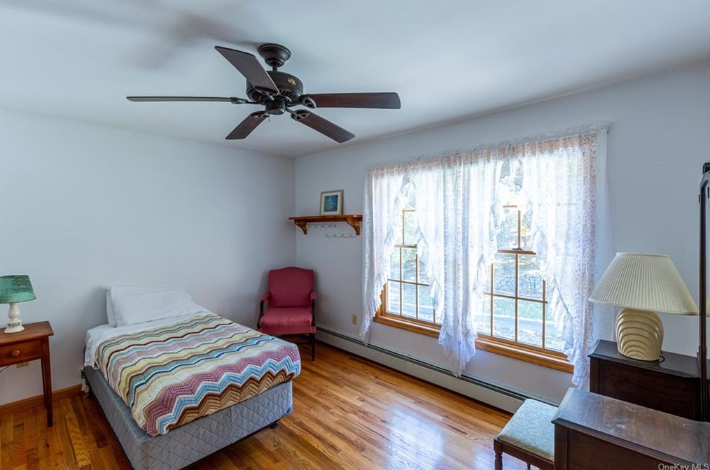 97 Ludlam Rd, Monroe NY 10950-4534 exterior