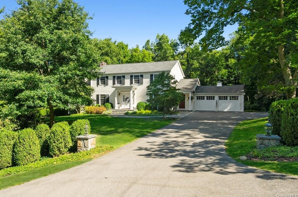 64 W Orchard Rd, Chappaqua, NY 10514