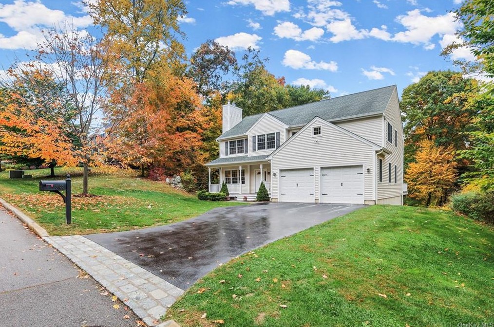 3822 Cranberry Ln, Shrub Oak, NY 10588
