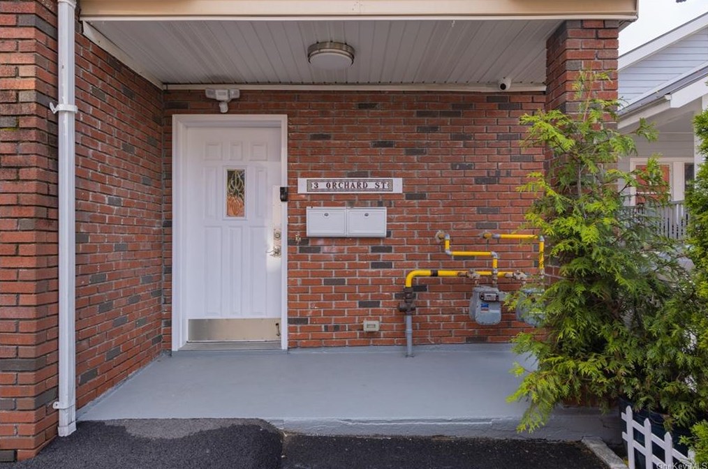3 Orchard St #2, Yonkers, NY 10703