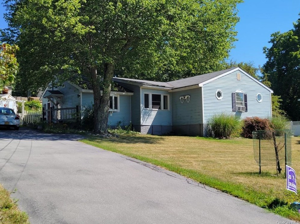 14 Brookside Rd, Monroe, NY 10950