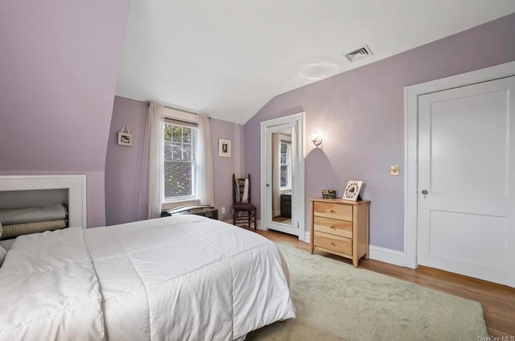 410 Decatur Ave, Peekskill NY 10566-2109 exterior