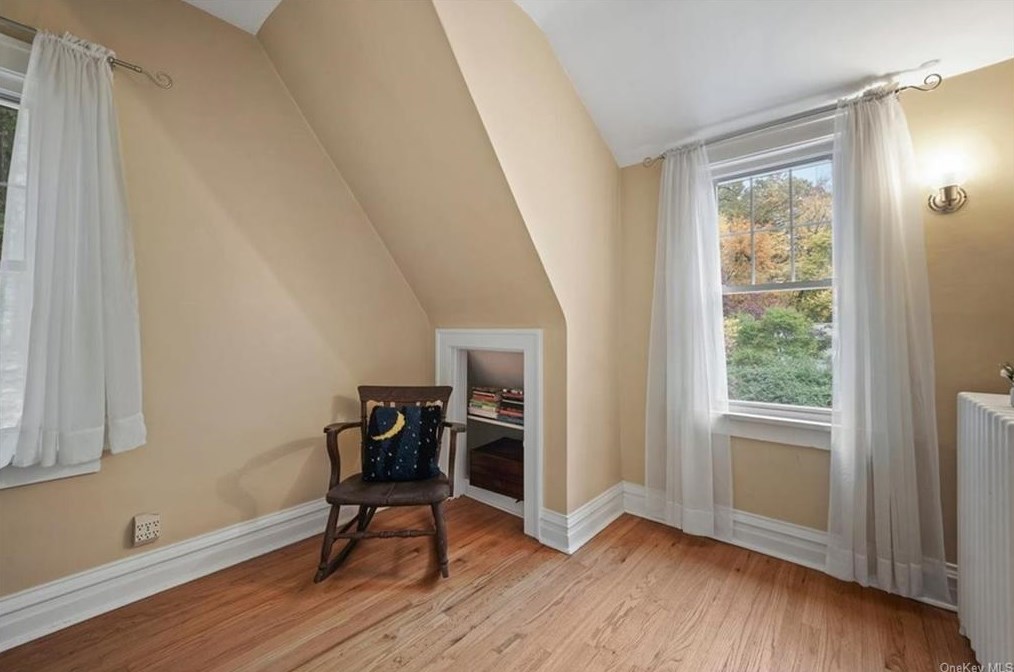 410 Decatur Ave, Peekskill NY 10566-2109 exterior