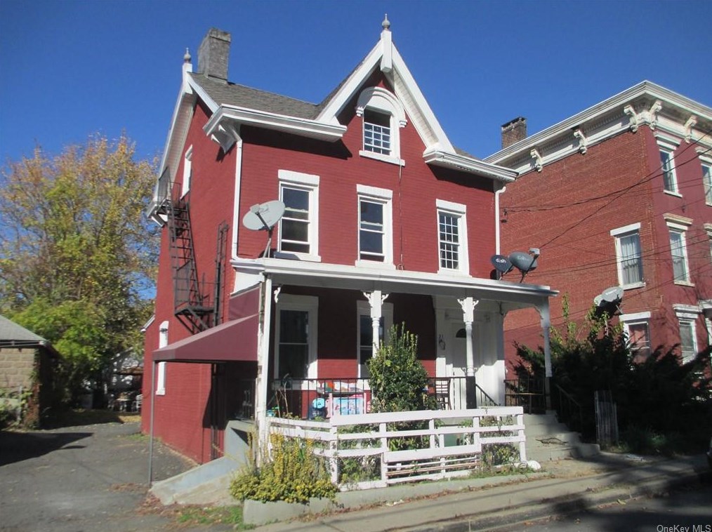 21 South St, Haverstraw NY  10927-2020 exterior