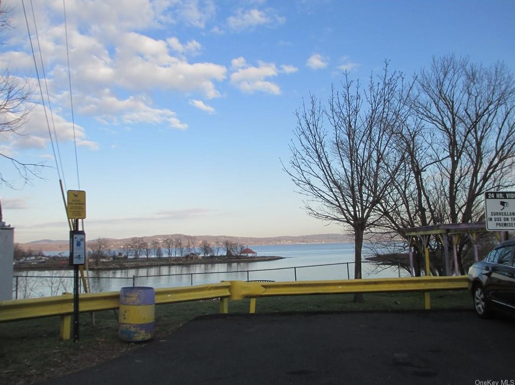 38 Jefferson St, Haverstraw NY  10927-1612 exterior