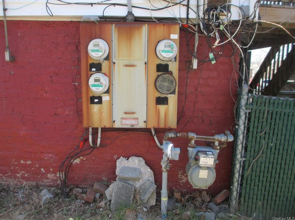 38 Jefferson St, Haverstraw NY  10927-1612 exterior