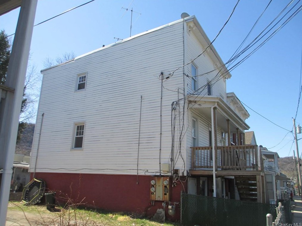 38 Jefferson St, Haverstraw NY  10927-1612 exterior