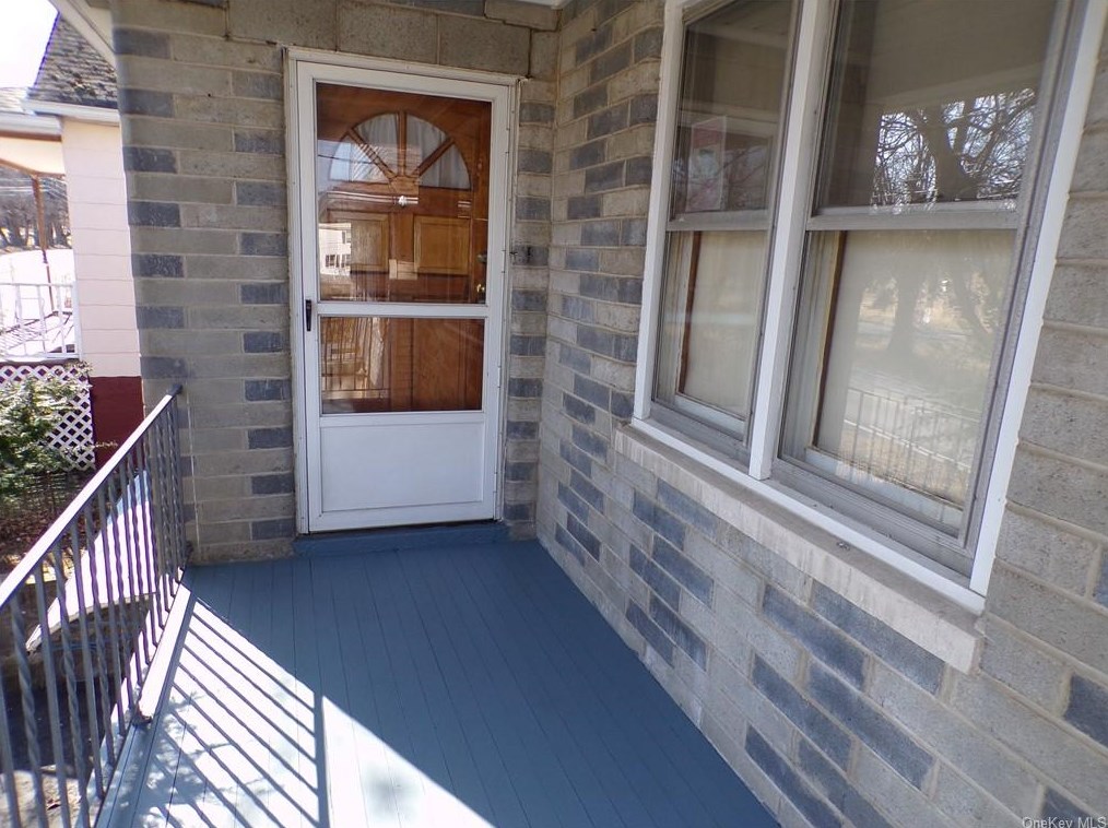 26 Cedar Ave, Newburgh, NY 12553