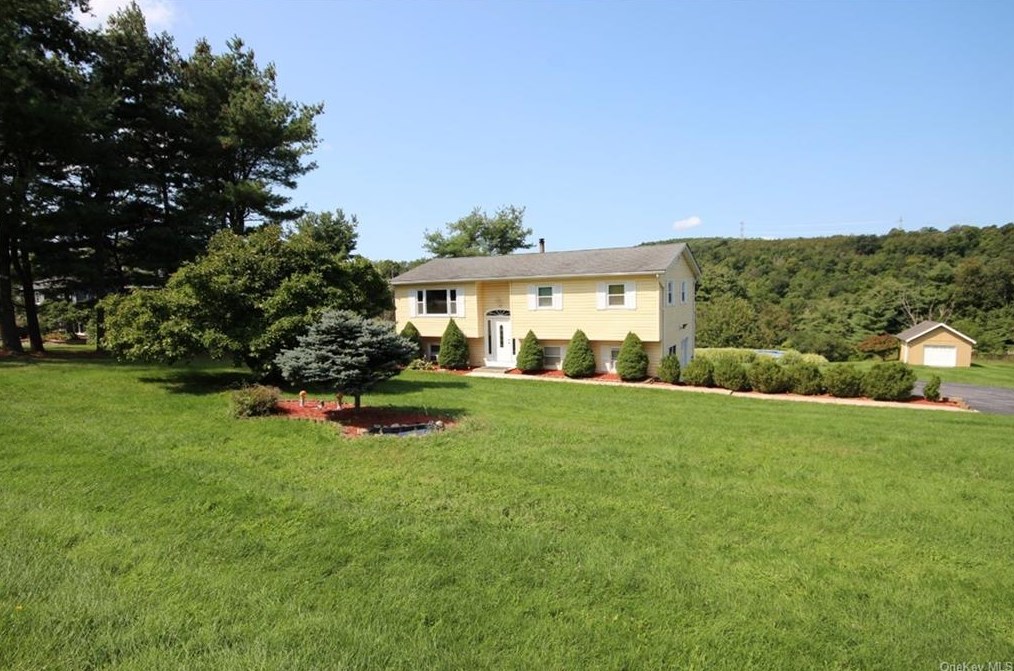 236 Prospect Rd, Monroe NY  10950-2038 exterior