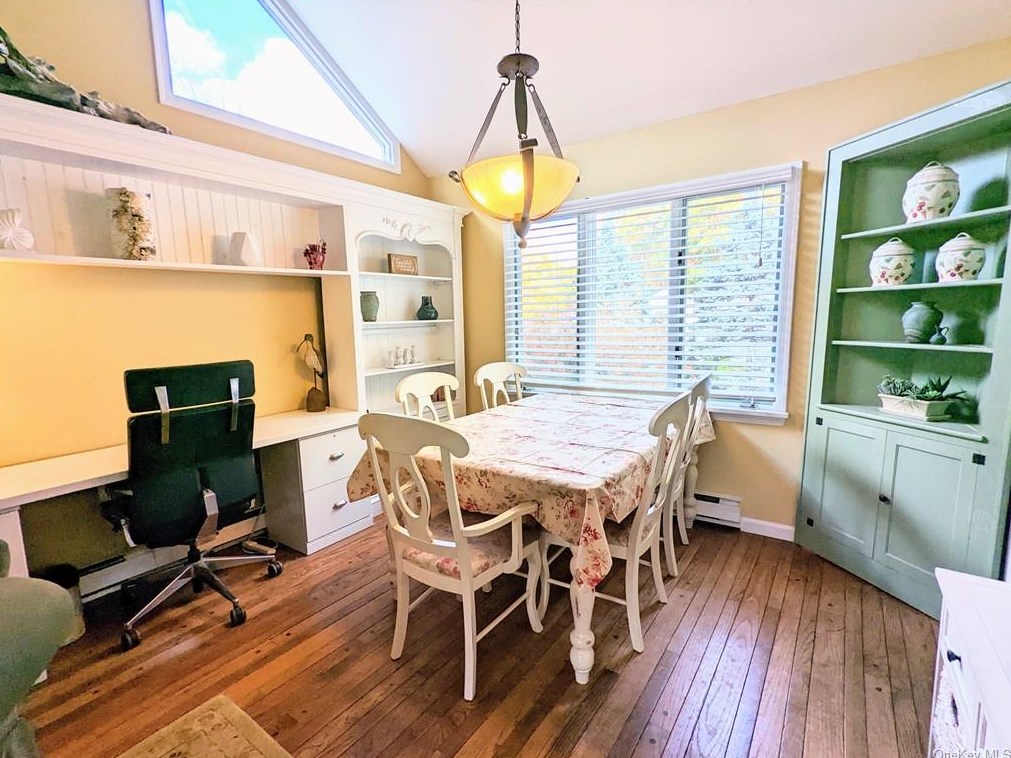 61 Peach Ct, Goldens Bridge NY  10526-1116 exterior