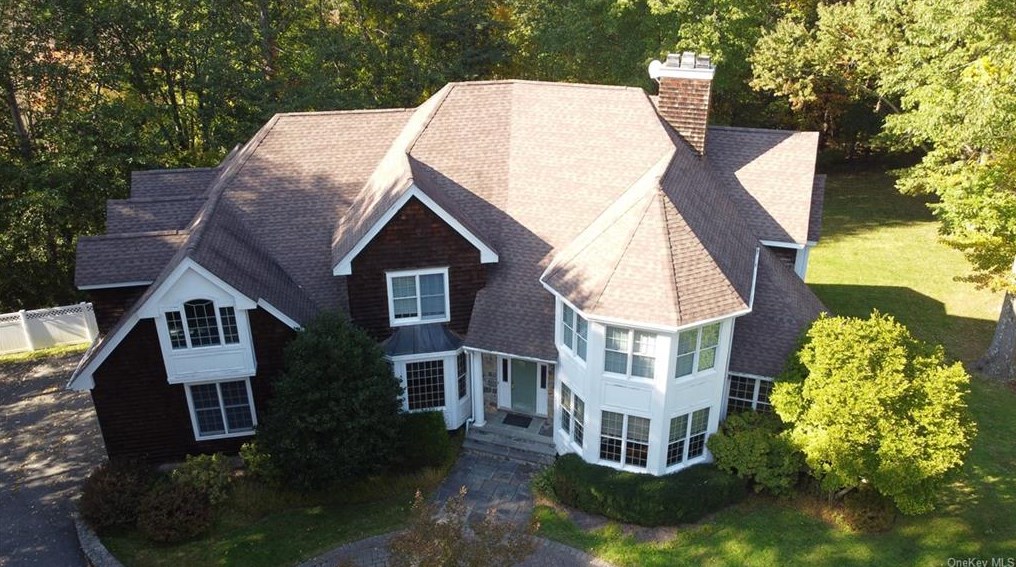 6 Greeley Ct, Mount Kisco, NY 10549