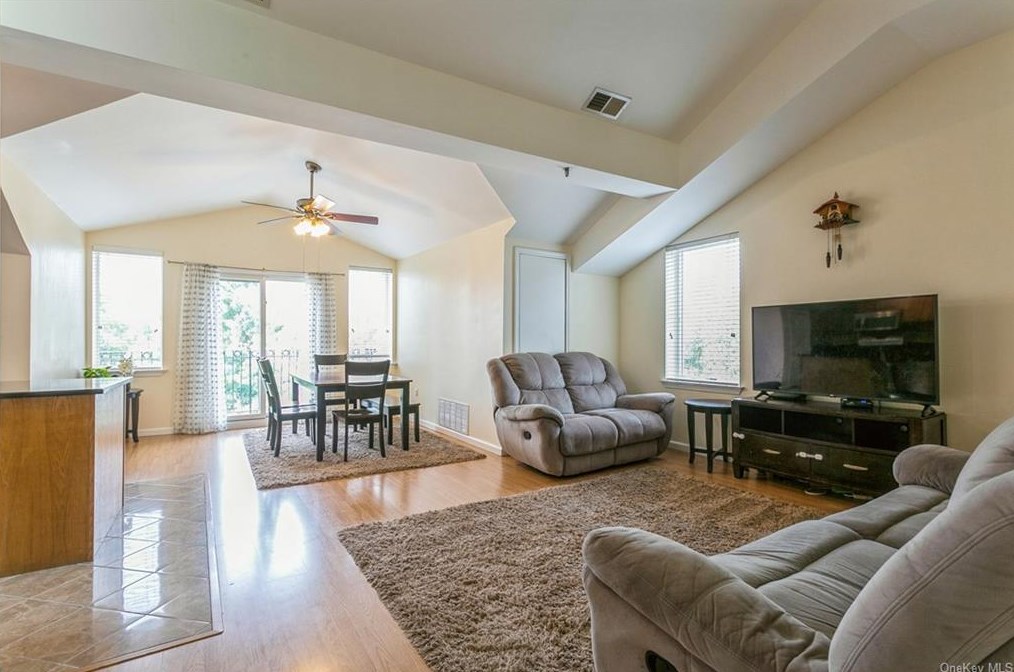 1420 Outlook Ave # 3, Bronx, NY