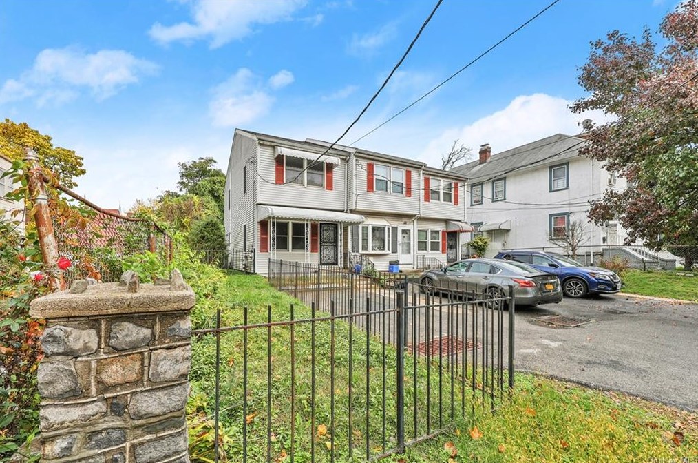 111 S 8th Ave, Mount Vernon, NY 10550