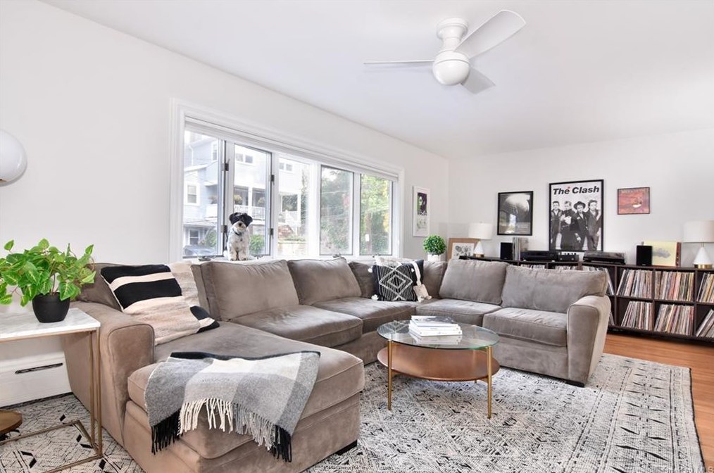 6 Katrina Ave, North Tarrytown, NY 10591-1916