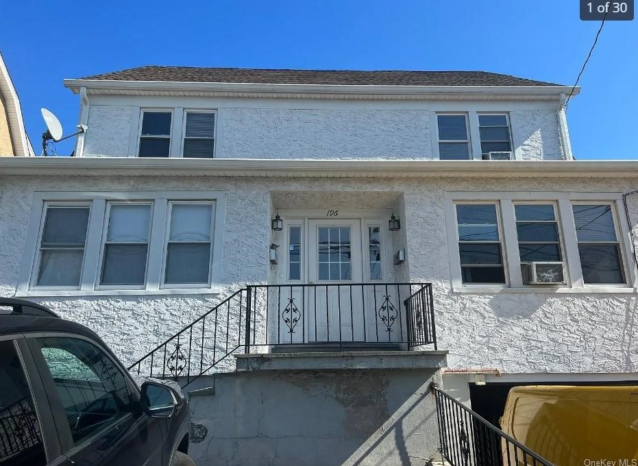 196 Lakeview Ave, White Plains, NY 10604