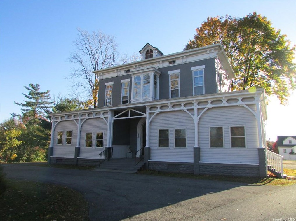41 Willow Ave, Cornwall, NY 12518