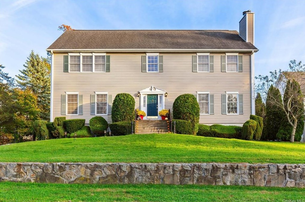 54 Clinton Ave, Rye, NY 10580-1639