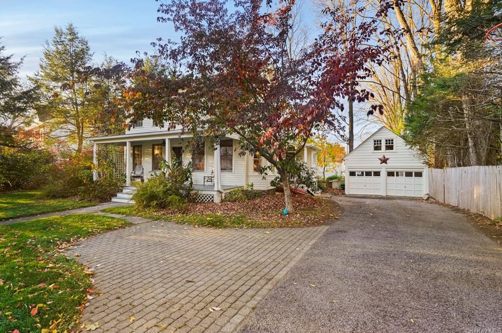 94 Babbitt Rd, Bedford Hills, NY 10507