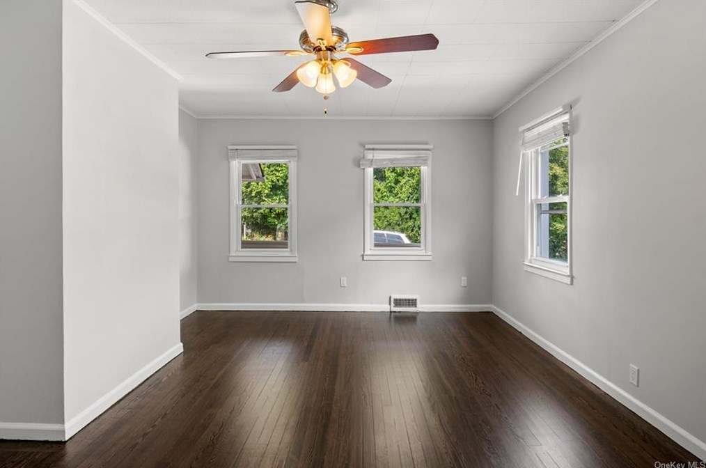 86 Maple St, Dobbs Ferry, NY 10522
