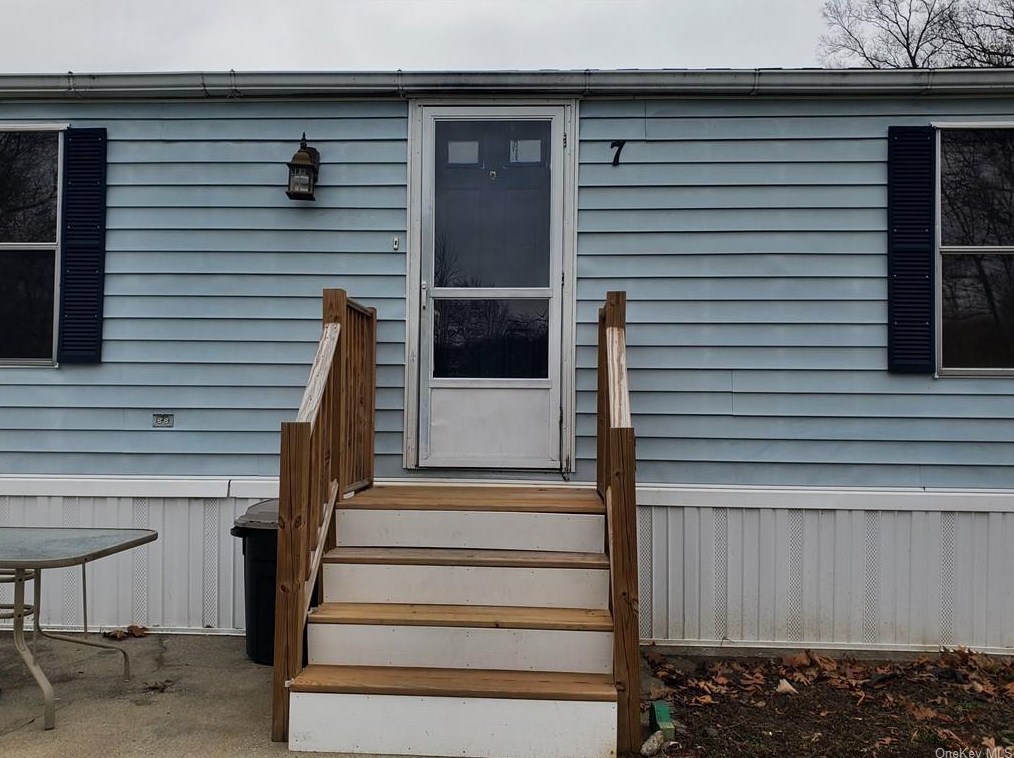 93 Riley Rd #7, Newburgh, NY 12553
