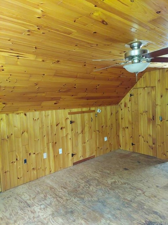 17 Canterberry Ct, East Fishkill NY  12533-5260 exterior