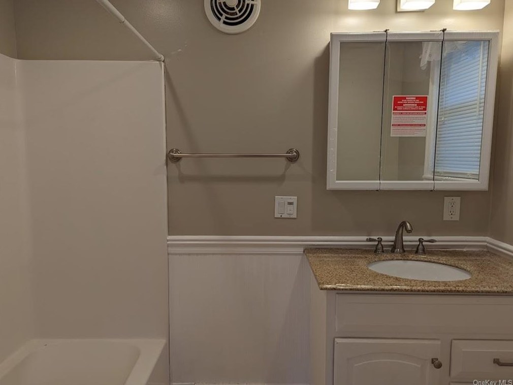 15 Garrison Rd, Kent Lakes NY  10512-5626 exterior