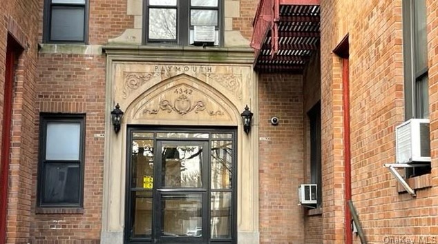43-42 45th St #5b, Long Island City, NY 11104