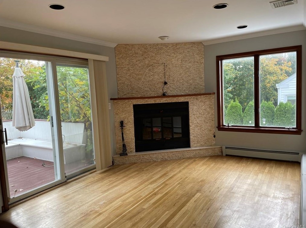 126 E Stevens Ave #a, Valhalla, NY 10595