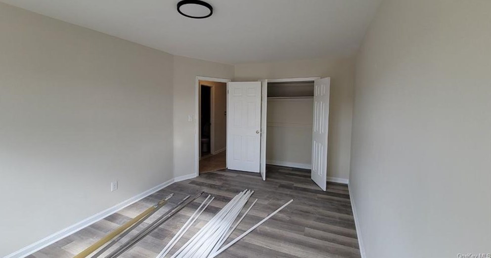 762 E 211th St #2, Bronx, NY 10467