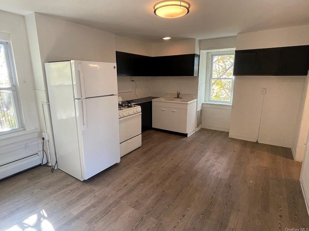 54 S Bridge St # 3, Poughkeepsie, NY