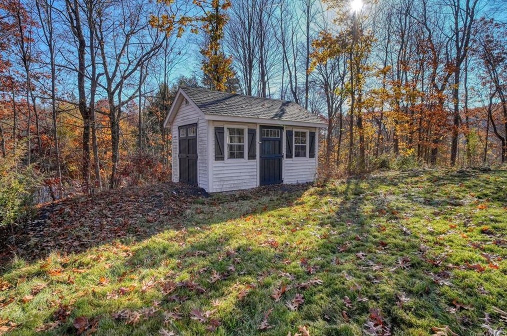 6 Randall Plz, Port Jervis NY  12771-3125 exterior