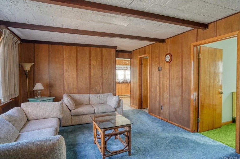 6 Randall Plz, Port Jervis NY  12771-3125 exterior