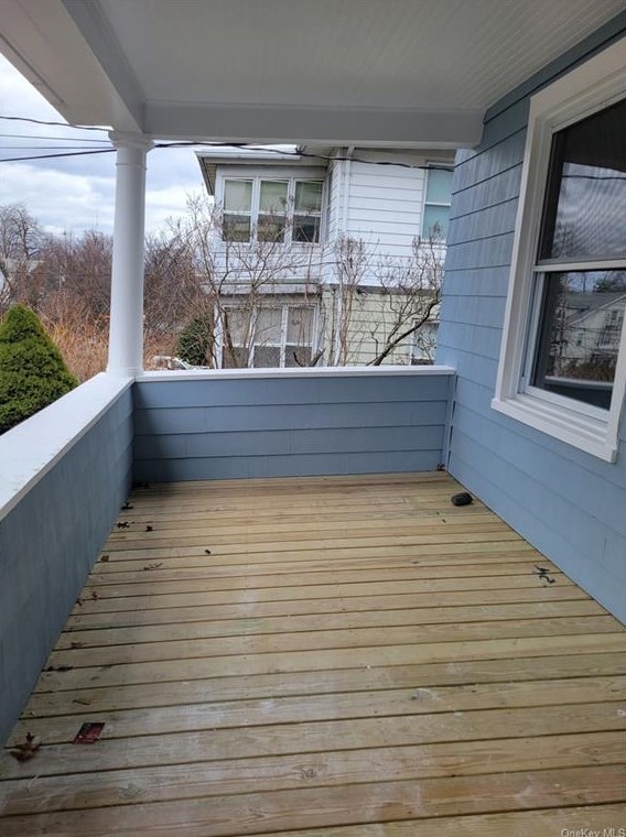 32 Summer St, Rye Brook, NY 10573-2630