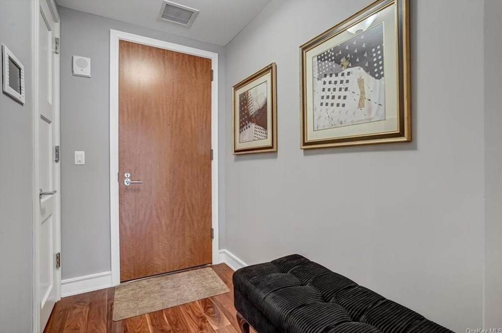 1 Renaissance Square #24f, White Plains, NY 10601