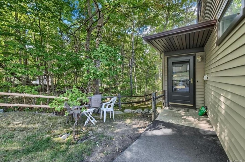 79 Independence Ct #a, Yorktown Hgts, NY 10598