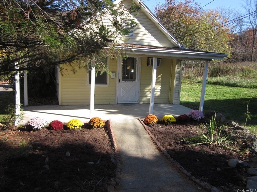 15 Jmd Dr, Monroe, NY 10950