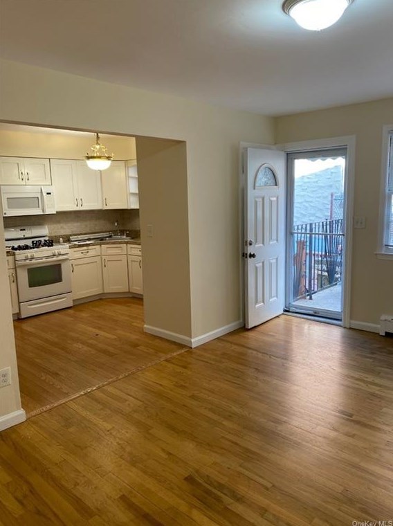 524 Mclean Ave, Yonkers, NY 10705