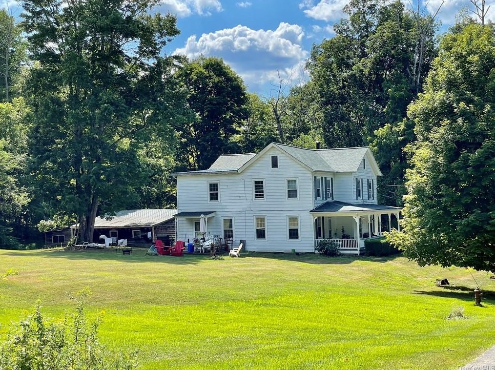 17 Ribbecke Hill Rd, Pine Bush, NY 12566