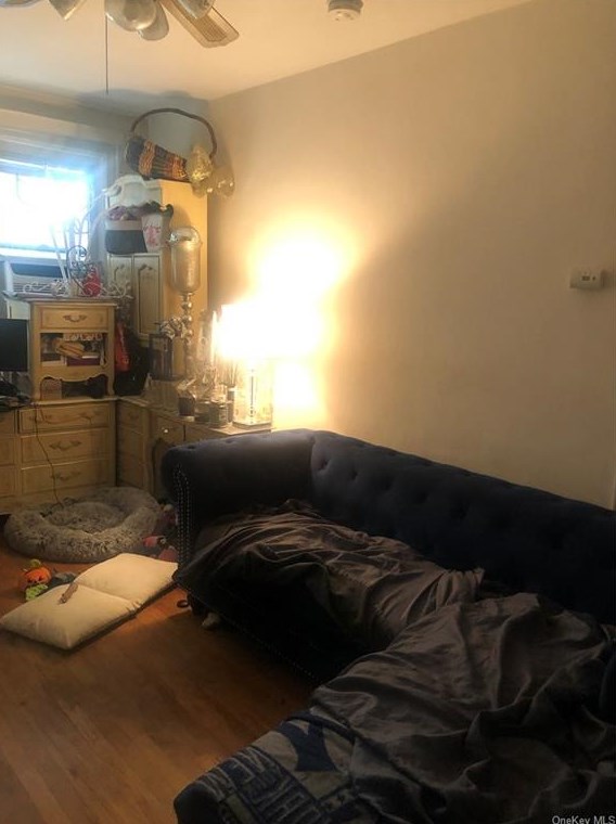 866 Midland Ave, Yonkers NY  10704-1016 exterior