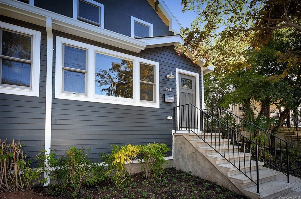 354 Warburton Ave, Yonkers, NY 10706
