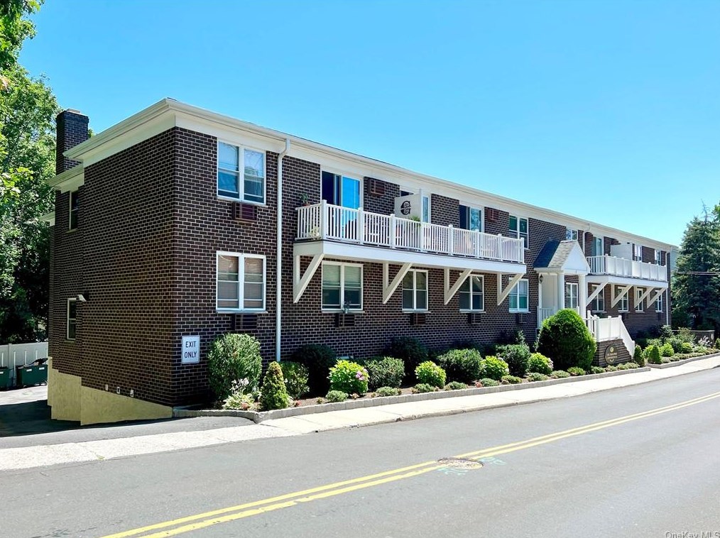 17 Broadway Apt 1e, Harrison, NY
