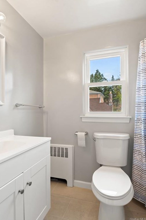 30 Roxbury Dr, Yonkers NY  10710-1816 exterior