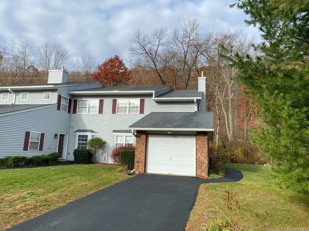 321 Heritage Ln, Monroe, NY 10950-5175