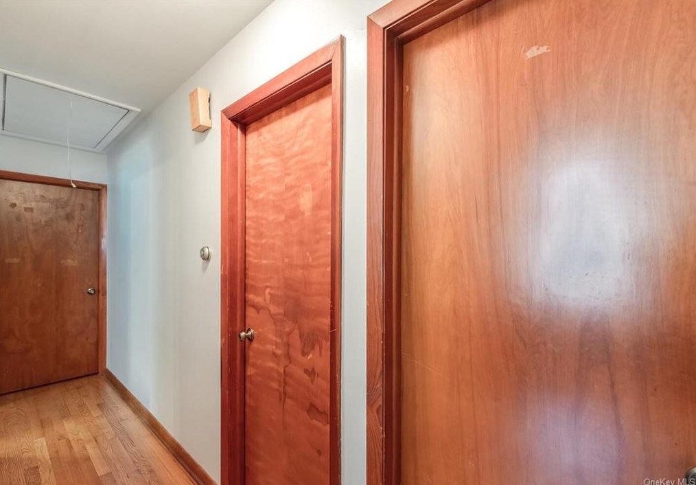 11 Stanley St, Poughkeepsie NY 12603-1429 exterior