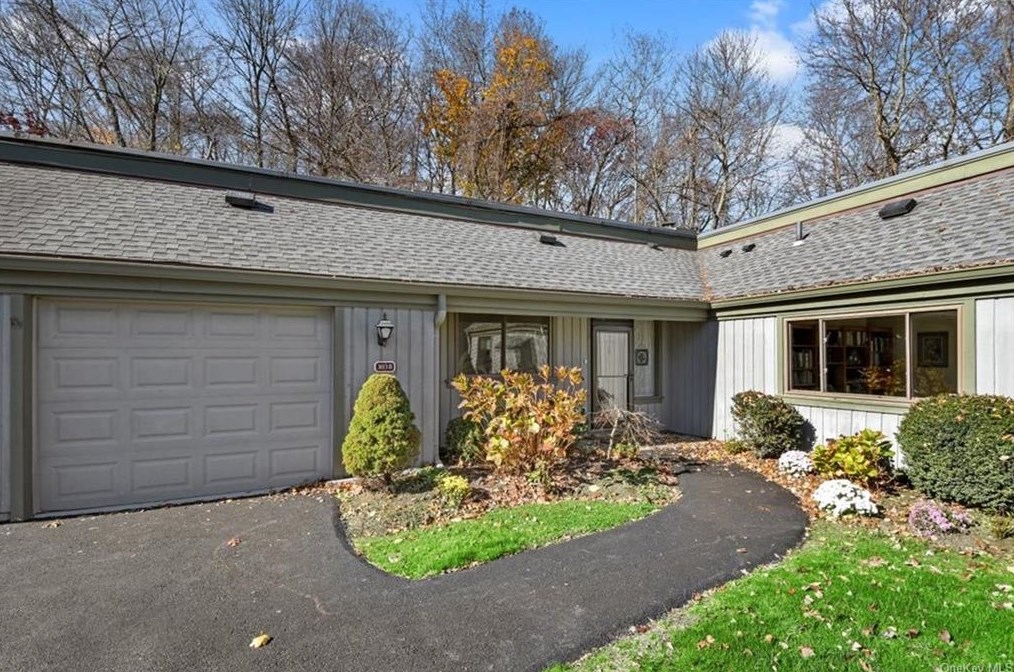 303 Heritage Hls #b, Somers Town, NY 10589